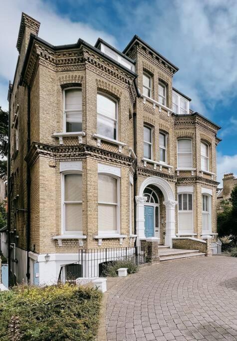 Stunning Victorian Mansion Apartment - Hosted By Agf Property - Free Parking Upon Request Hove Extérieur photo